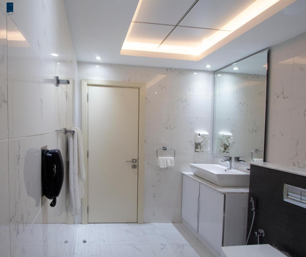 Samaya Hotel Apartment Дубай Экстерьер фото